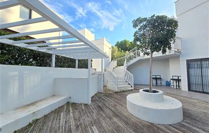 Bodrum Eskiçeşme Cafer Paşa Caddesi Üzerinde Köşe Konum Kurumsal Kiracılı Dubleks İşyeri