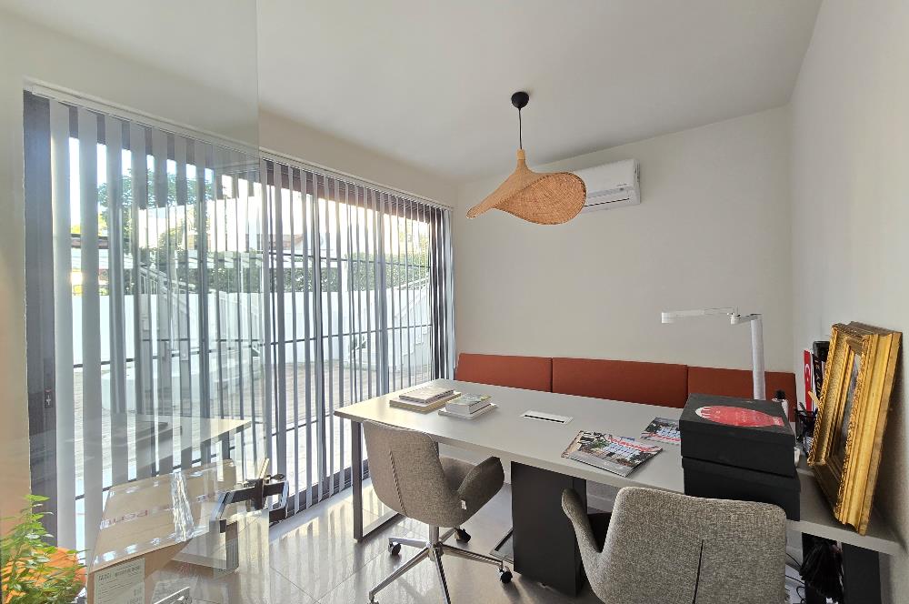 Bodrum Eskiçeşme Cafer Paşa Caddesi Üzerinde Köşe Konum Kurumsal Kiracılı Dubleks İşyeri