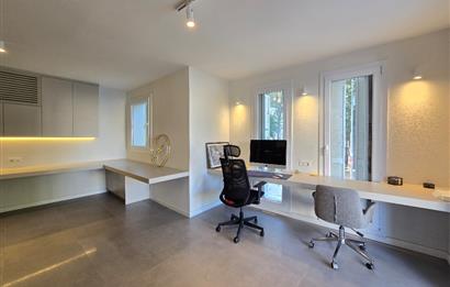 Bodrum Eskiçeşme Cafer Paşa Caddesi Üzerinde Köşe Konum Kurumsal Kiracılı Dubleks İşyeri