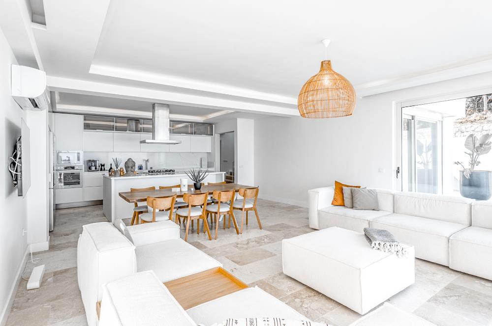 Bodrum Turgutreis’te Eşsiz Deniz ve Marina Manzaralı Lüks Villa