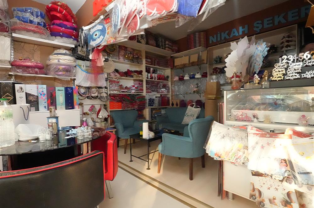 C21 Cius; Satılık Köşe Dükkan-Dereboyu Onur Marketin Karşısı