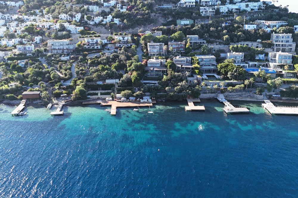 Bodrum Türkbükü Hebilkoy’da Prestijli Olivehill Sitesinde Eşsiz Deniz Manzaralı Satılık Dubleks