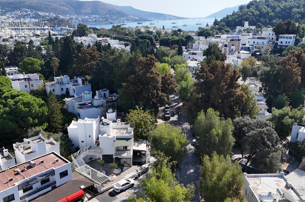 Bodrum Eskiçeşme Cafer Paşa Caddesi Üzerinde Köşe Konum Kurumsal Kiracılı Dubleks İşyeri