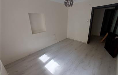 C21 Cius; Şehrin Merkezinde Sahile 100 m. Satılık 3 Katlı Daire