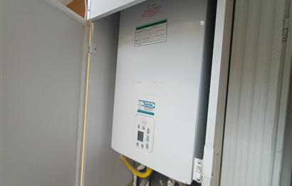 C21 Cius; Şehrin Merkezinde Sahile 100 m. Satılık 3 Katlı Daire