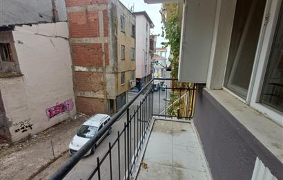 C21 Cius; Şehrin Merkezinde Sahile 100 m. Satılık 3 Katlı Daire