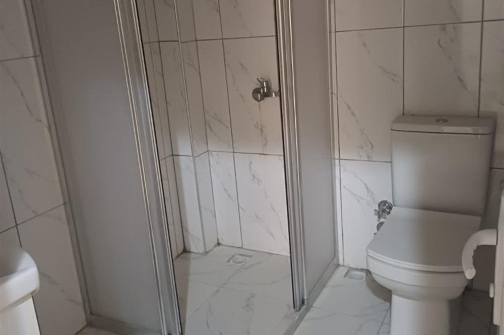 C21 Cius; Şehrin Merkezinde Sahile 100 m. Satılık 3 Katlı Daire