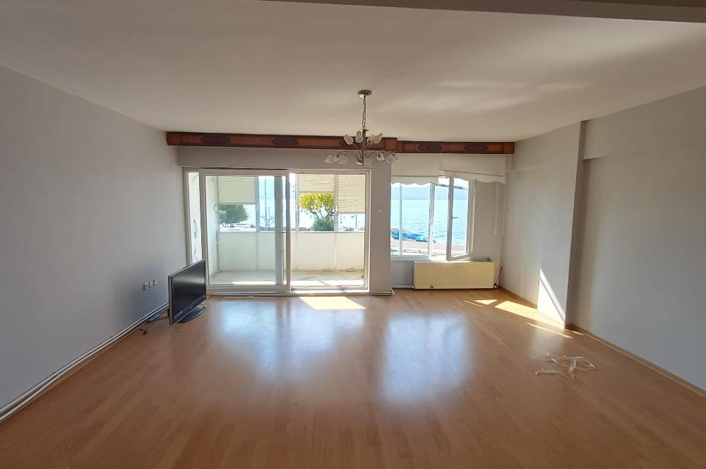 C21 Cius; Sahilde Muhteşem Manzara Asansörlü 3+1 Satılık Daire