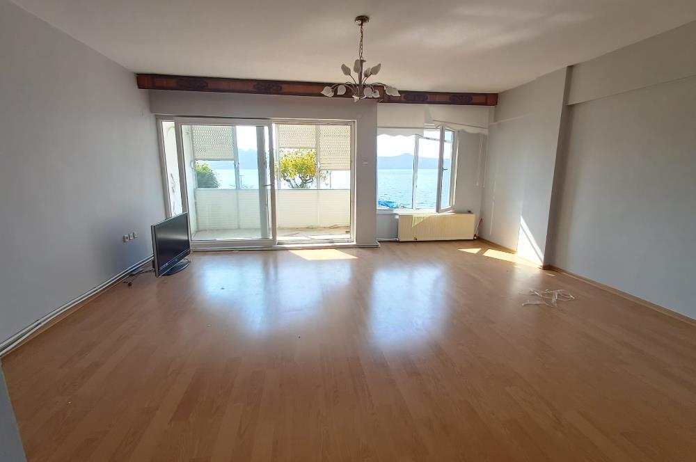 C21 Cius; Sahilde Muhteşem Manzara Asansörlü 3+1 Satılık Daire