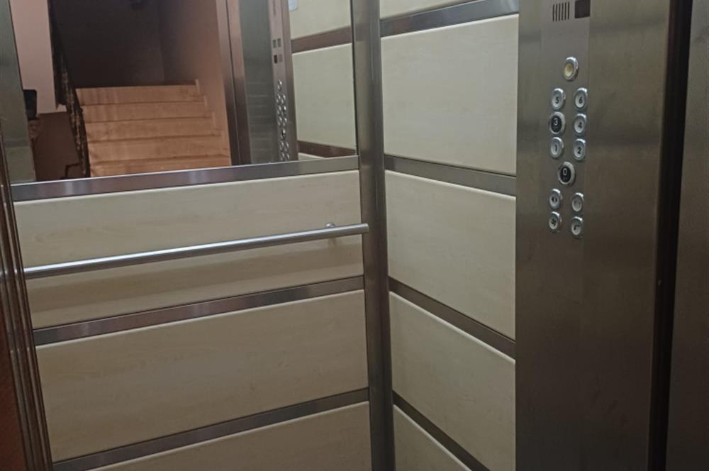 C21 Cius; Cumhuriyet Mah.4+1 Satılık Fırsat Bir Daire