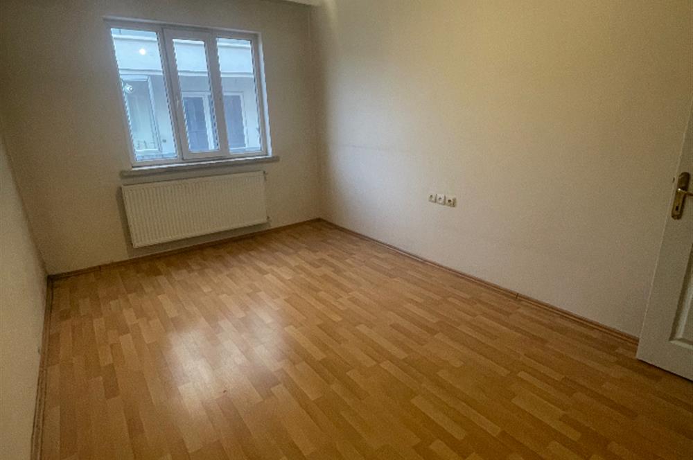 CENTURY21'DEN CEZAEVİNİN KARŞISINDA OFİSE UYGUN DAİRE!