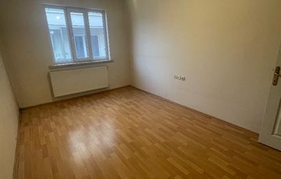 CENTURY21'DEN CEZAEVİNİN KARŞISINDA OFİSE UYGUN DAİRE!