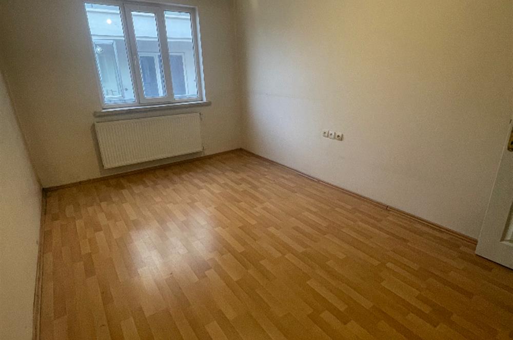 CENTURY21'DEN CEZAEVİNİN KARŞISINDA OFİSE UYGUN DAİRE!