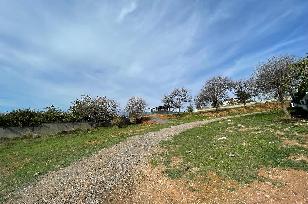 BAYRAMOĞLU PİRİ REİS MAHALLESİ’NDE 6.480 m2 İKİ PARSEL