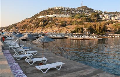 KOYUNBABA PLAJLI SİTEDE 3+1 DENİZ MANZARALI BAHÇE DUBLEKS