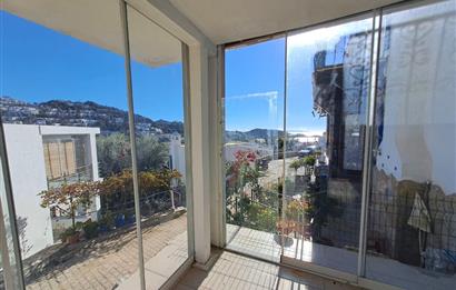 KOYUNBABA PLAJLI SİTEDE 3+1 DENİZ MANZARALI BAHÇE DUBLEKS