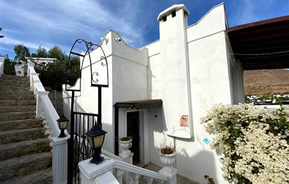 BODRUM AKYARLAR'DA DENİZ MANZARALI EŞYALI KİRALIK  DAİRE