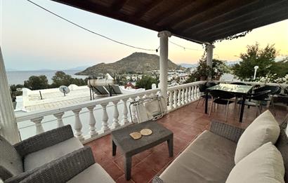 BODRUM AKYARLAR'DA DENİZ MANZARALI EŞYALI KİRALIK  DAİRE