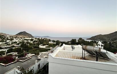 BODRUM AKYARLAR'DA DENİZ MANZARALI EŞYALI KİRALIK  DAİRE