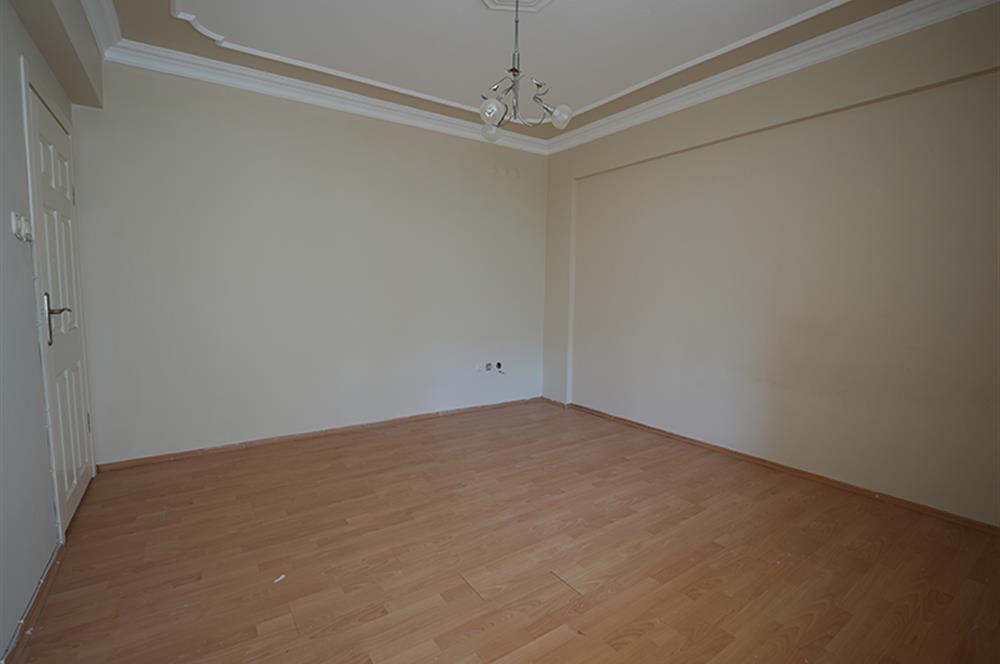 C21 Cius; Manastır'da Deniz Manzaralı 5+2 Dubleks Daire