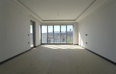 C21 Cius; Havuzlu Site İçerisinde Deniz Manzaralı Daireler