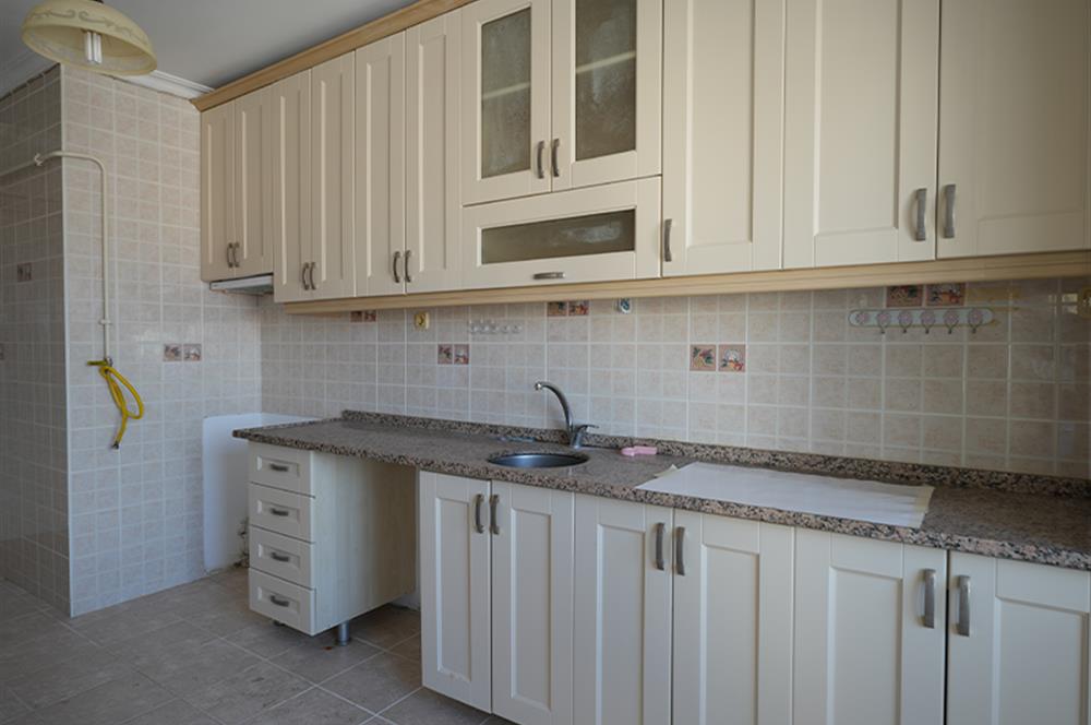 C21 Cius; Manastır'da Deniz Manzaralı 5+2 Dubleks Daire