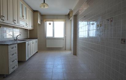 C21 Cius; Manastır'da Deniz Manzaralı 5+2 Dubleks Daire