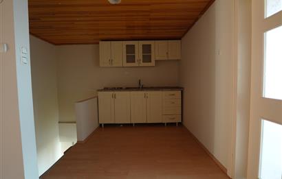 C21 Cius; Manastır'da Deniz Manzaralı 5+2 Dubleks Daire