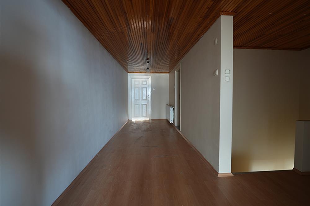 C21 Cius; Manastır'da Deniz Manzaralı 5+2 Dubleks Daire