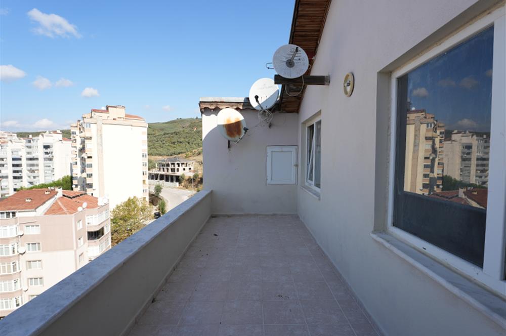 C21 Cius; Manastır'da Deniz Manzaralı 5+2 Dubleks Daire