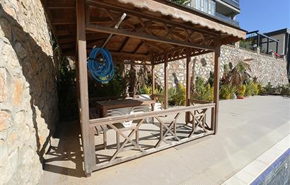 C21 Cius; Havuzlu Site İçerisinde Deniz Manzaralı Daireler