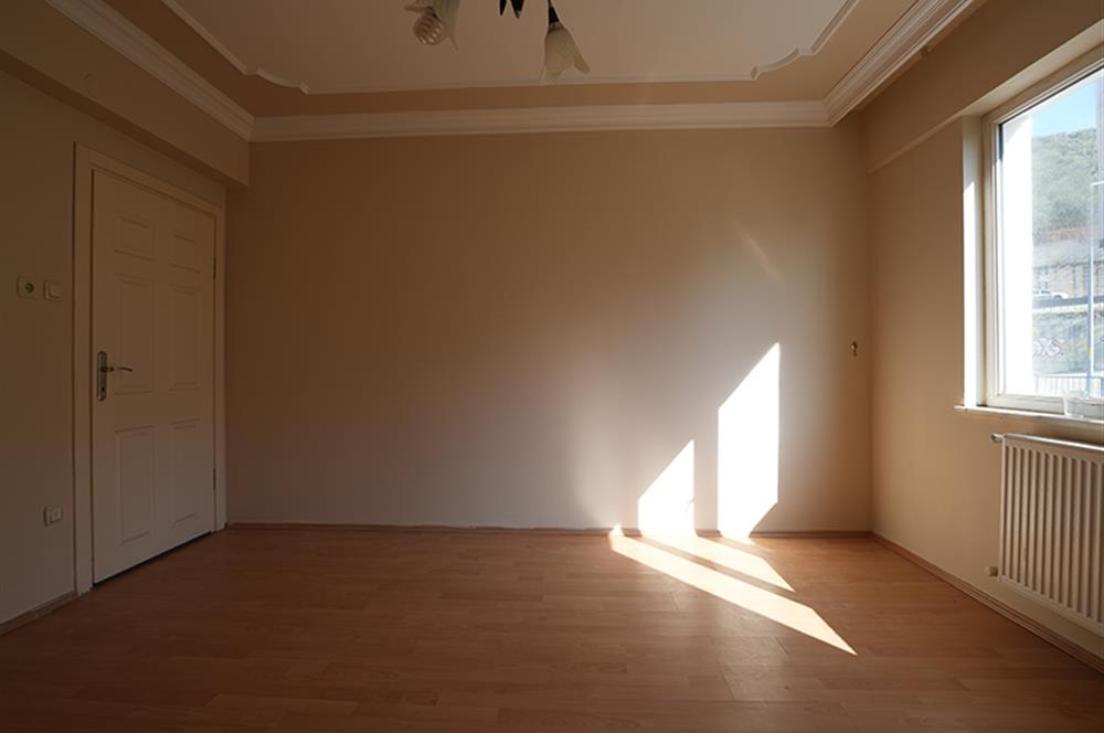 C21 Cius; Manastır'da Deniz Manzaralı 5+2 Dubleks Daire