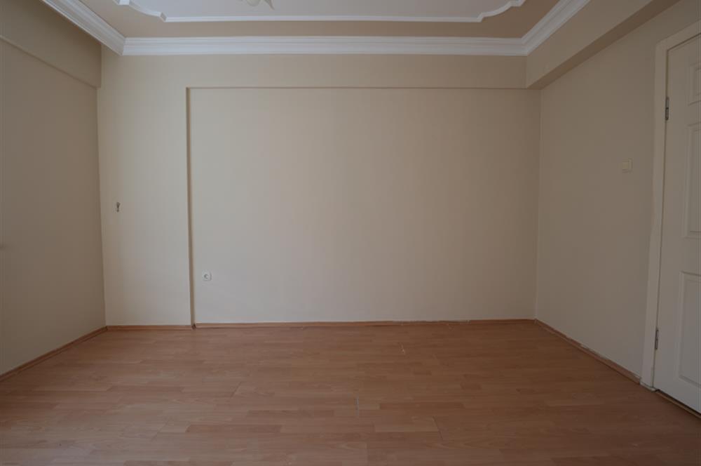 C21 Cius; Manastır'da Deniz Manzaralı 5+2 Dubleks Daire