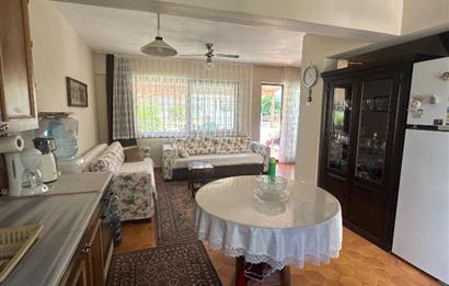 KUŞADASI GÜZELÇAMLI DENİZE YAKIN SATILIK MÜSTAKİL EV