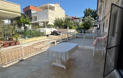 KUŞADASI GÜZELÇAMLI DENİZE YAKIN SATILIK MÜSTAKİL EV