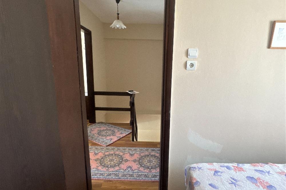 KUŞADASI GÜZELÇAMLI DENİZE YAKIN SATILIK MÜSTAKİL EV