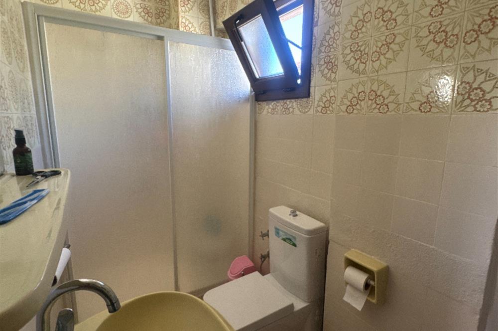 KUŞADASI GÜZELÇAMLI DENİZE YAKIN SATILIK MÜSTAKİL EV