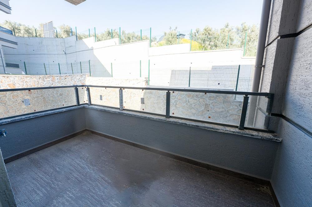 C21 Cius; Havuz ve Bahçeli Site İçerisinde Deniz Manzaralı Daire