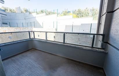 C21 Cius; Havuz ve Bahçeli Site İçerisinde Deniz Manzaralı Daire