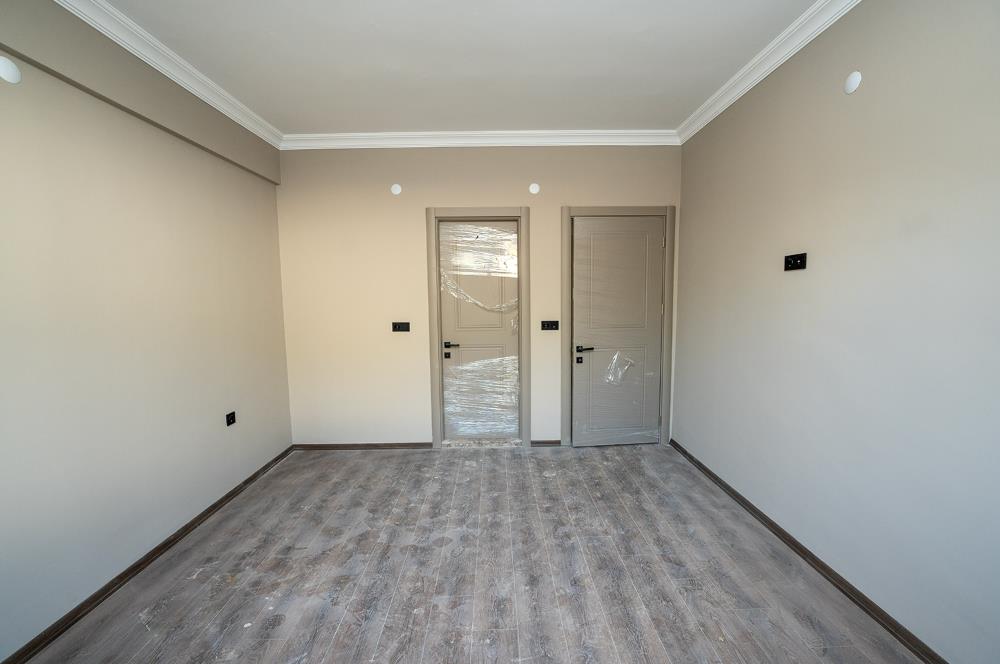 C21 Cius; Havuz ve Bahçeli Site İçerisinde Deniz Manzaralı Daire