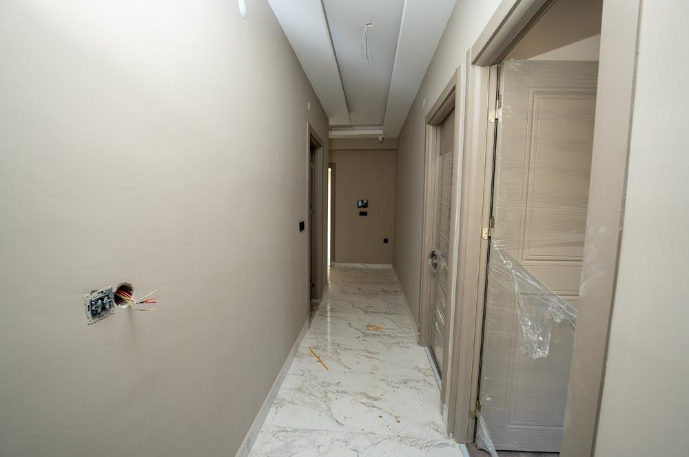 C21 Cius; Havuz ve Bahçeli Site İçerisinde Deniz Manzaralı Daire