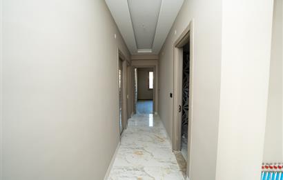 C21 Cius; Havuz ve Bahçeli Site İçerisinde Deniz Manzaralı Daire