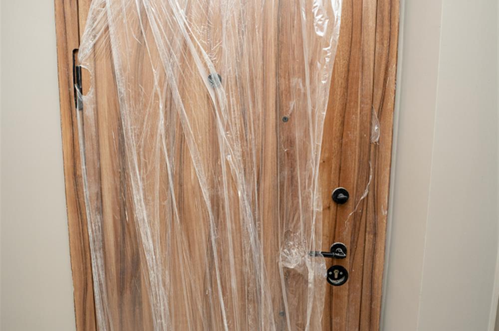 C21 Cius; Havuz ve Bahçeli Site İçerisinde Deniz Manzaralı Daire