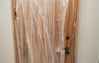 C21 Cius; Havuz ve Bahçeli Site İçerisinde Deniz Manzaralı Daire