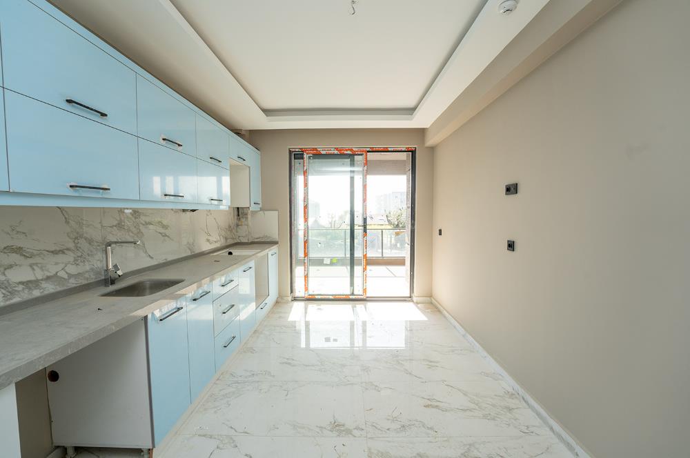 C21 Cius; Havuz ve Bahçeli Site İçerisinde Deniz Manzaralı Daire