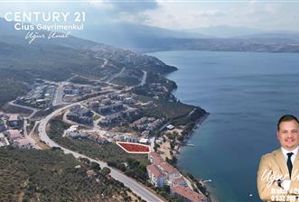 C21 Cius; Hasanağa Cad. Cephe Ayrık Nizam 2 Kat 0.60 Emsal Arsa - 1 - 29451