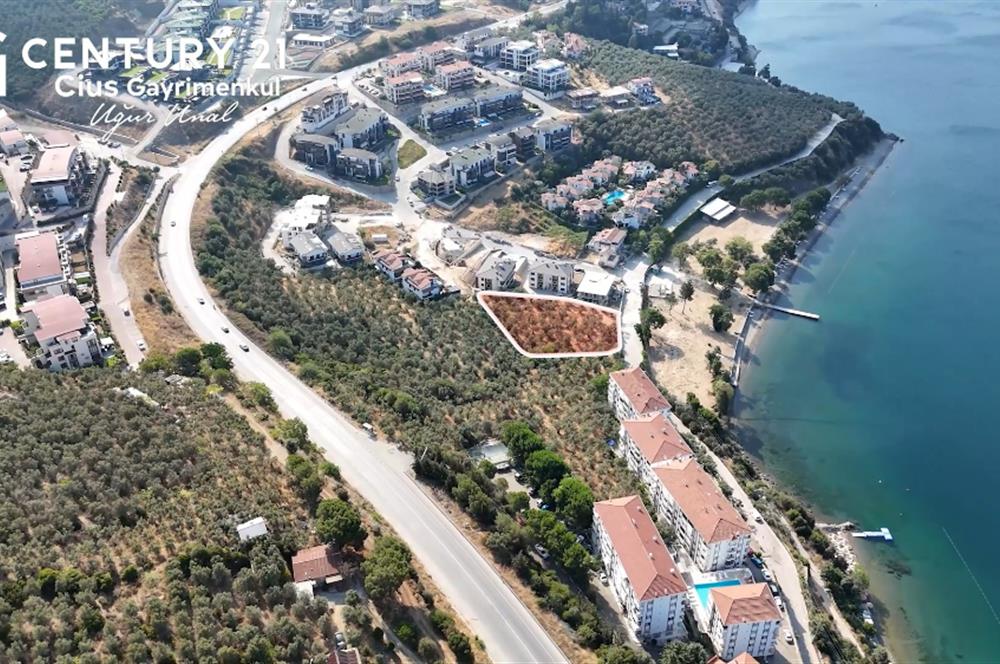 C21 Cius; Hasanağa Cad. Cephe Ayrık Nizam 2 Kat 0.60 Emsal Arsa