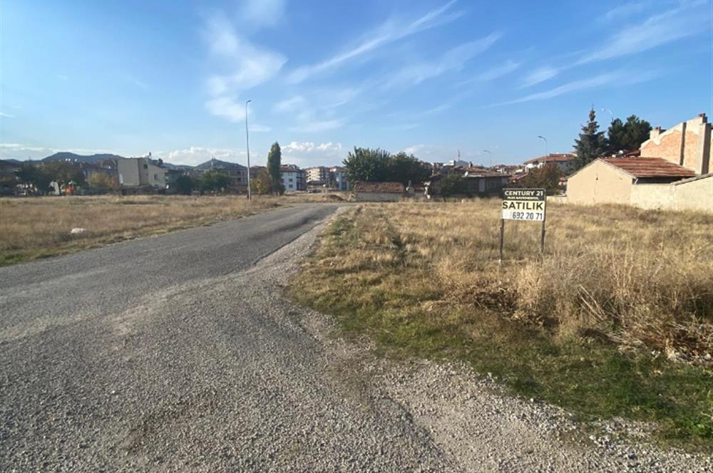 CENTURY 21 PLUS'DAN ALİİHSAN PAŞA MAHALLESİNDE KÖŞE-İMARLI-ARSA