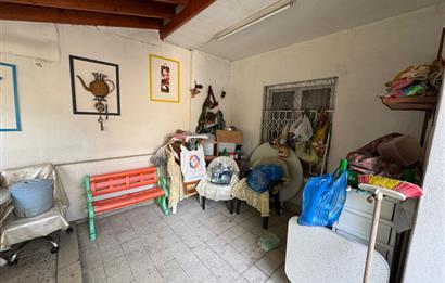 KOŞUYOLUNDA 261 M2 ARSA İÇİNDE BAHÇELİ MÜSTAKİL SATILIK EV