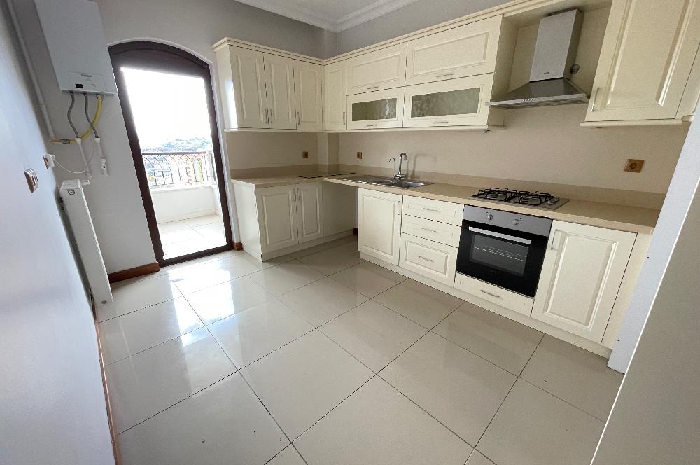 KUZEY KENT MUHTEŞEM VADİ MANZARALI 7.KAT 3+1 